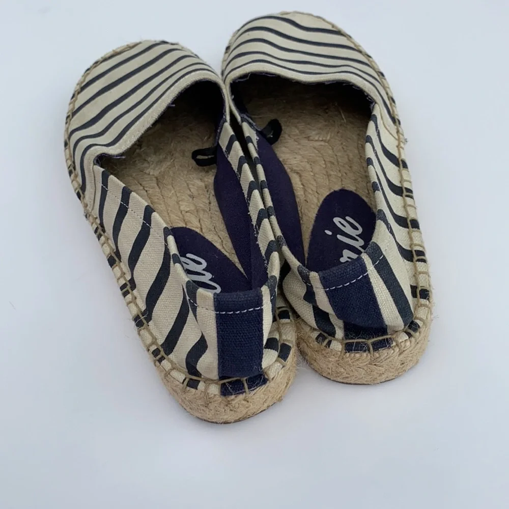 Aerie Striped espadrilles! Size 6! - Picture 5 of 7